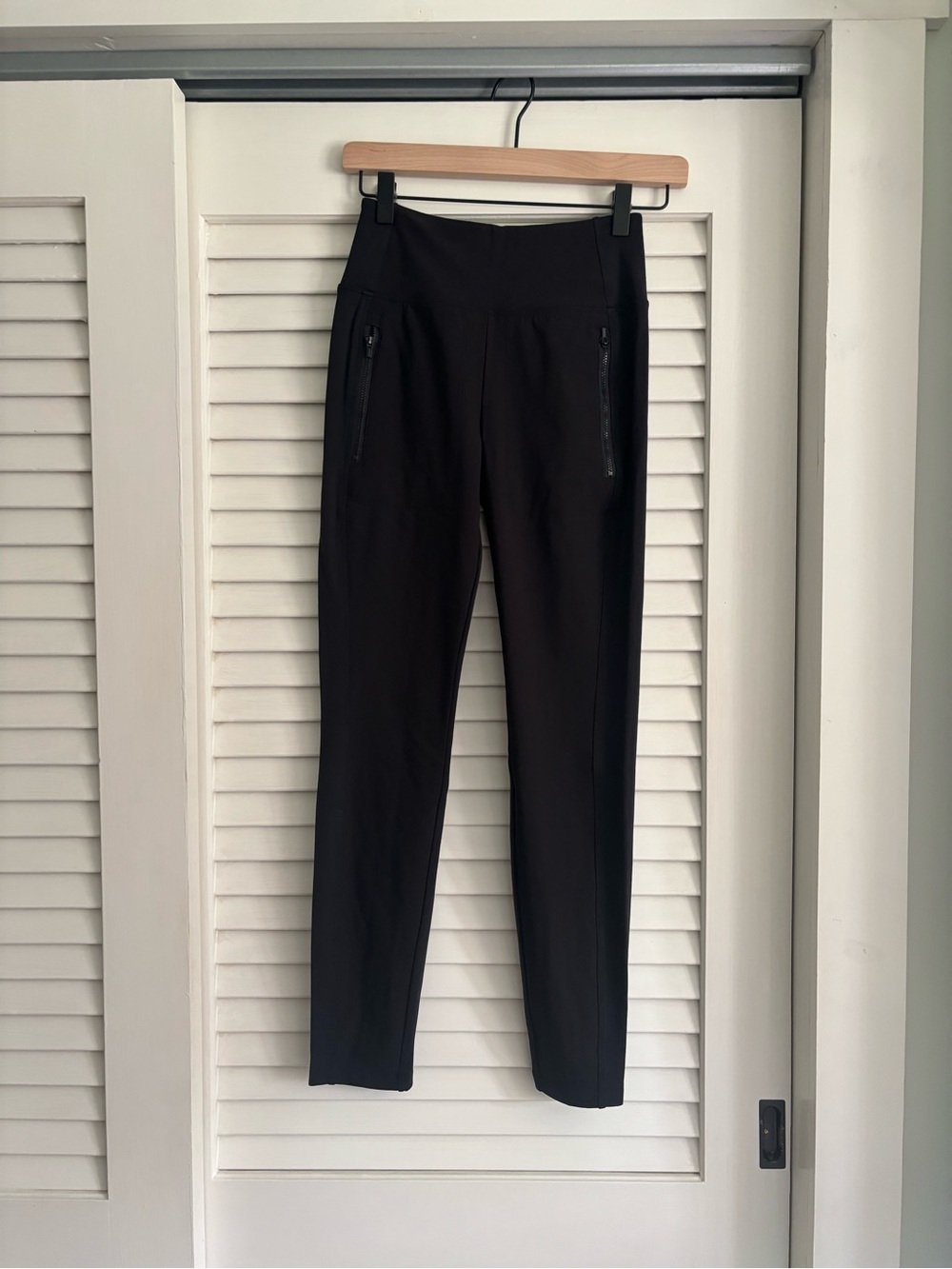 Athleta Headlands Hybrid Pants